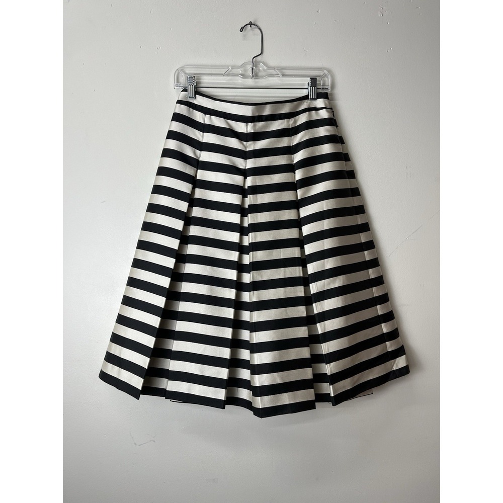 anthropologie Halogen black and white striped pleated midi skirt Size 2
